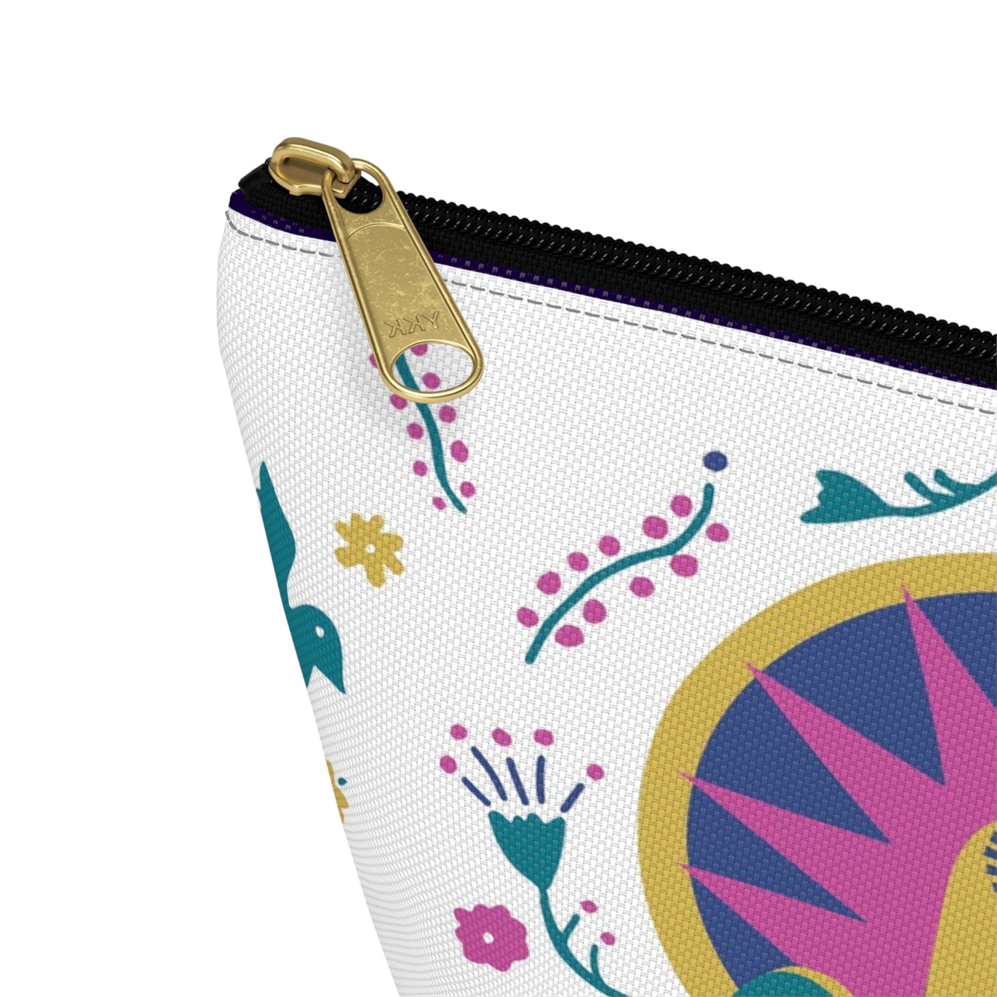 TEST Peacocks Makeup Bag